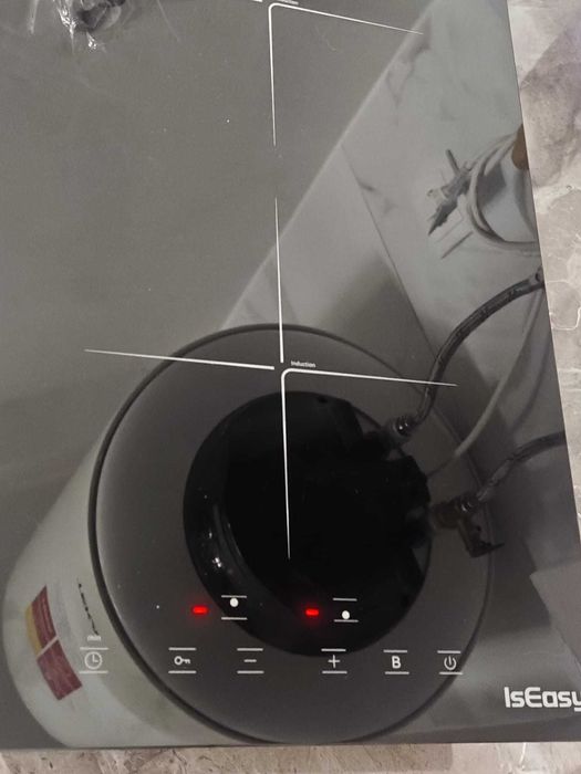 placa de indução de 2 bicos (Nunca usada)