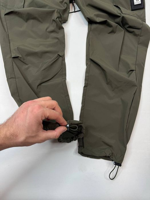 Weekend Offender Cargo Nylon  Khaki
