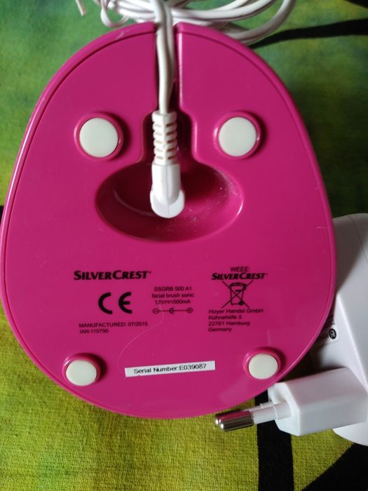 Escova de limpeza facial a ultrassom