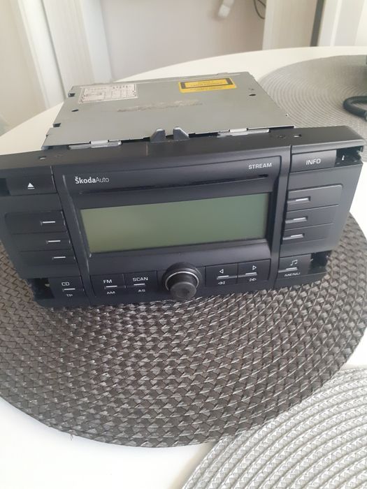 Radio samochodowe - skoda octavia 2 stream