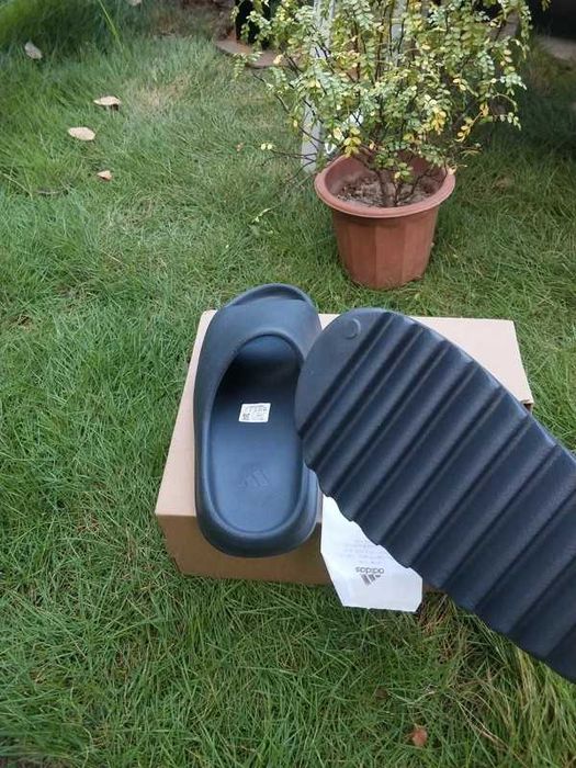adidas Yeezy Slide Onyx  R.46