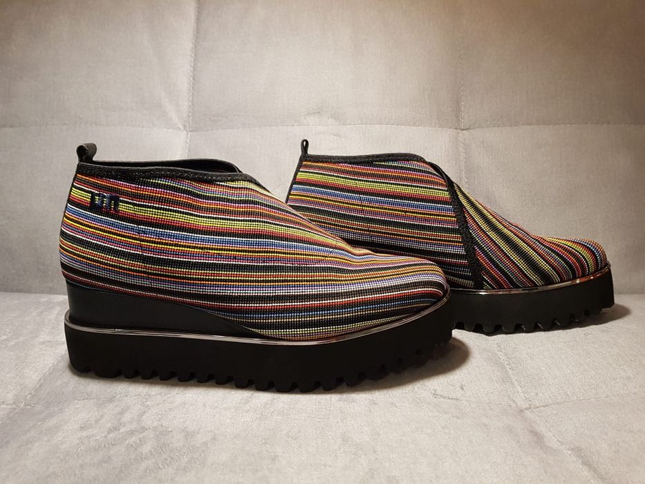 Kolorowe buty na koturnie United Nude r. 41