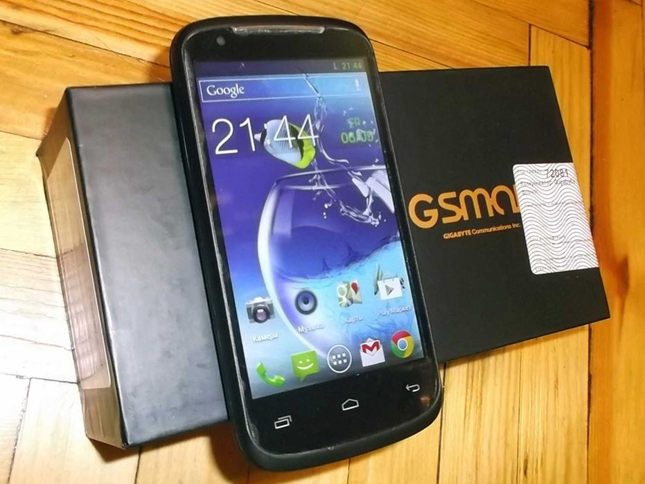 Мобильный телефон Gigabyte GSmart GS202+ brown Смартфон