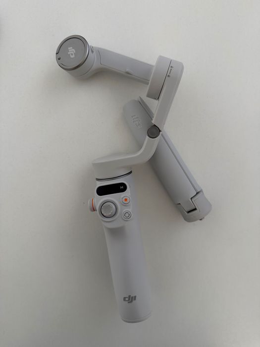 DJI Osmo Mobile 6
