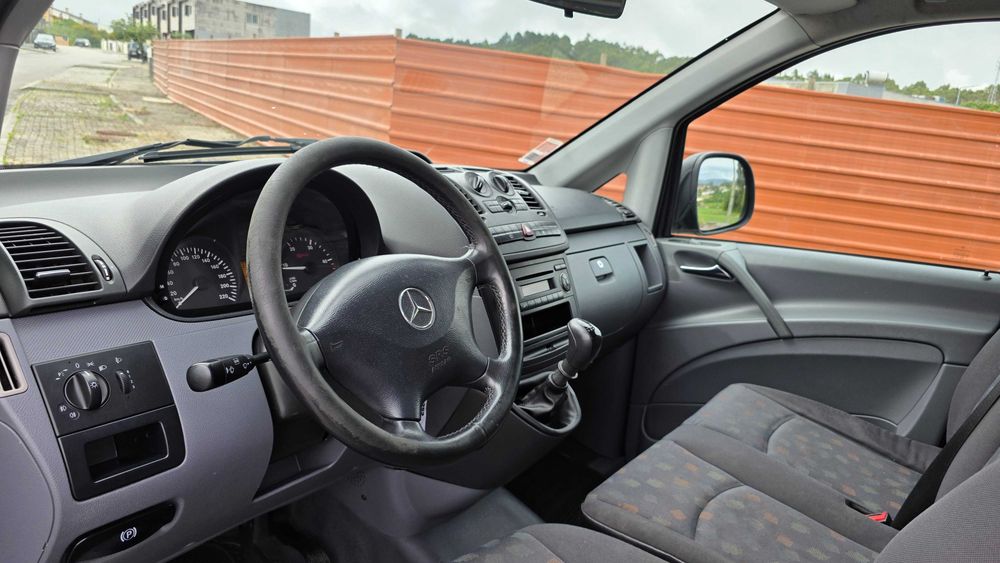 Mercedes-Benz Vito 9 Lugares 111 Cdi - SELO BARATO