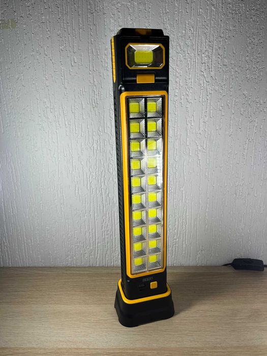 Lanterna multifuncional com painel solar – ideal para emergências!