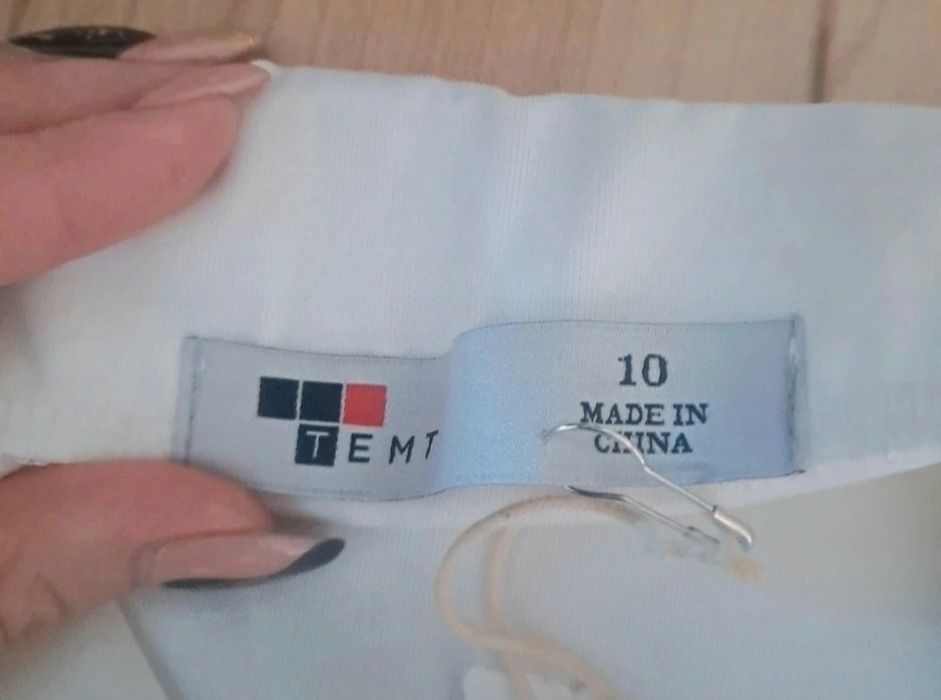 Nowa, pięknie biała elegancka spódnica Temt rozmiar M