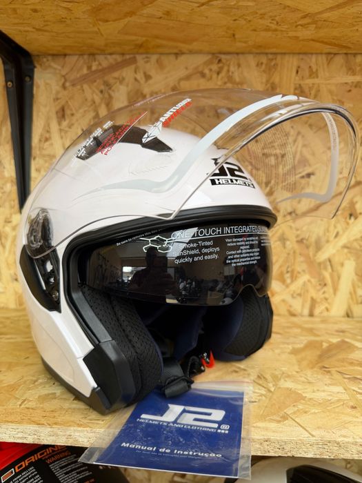 Capacetes moto j2 novos
