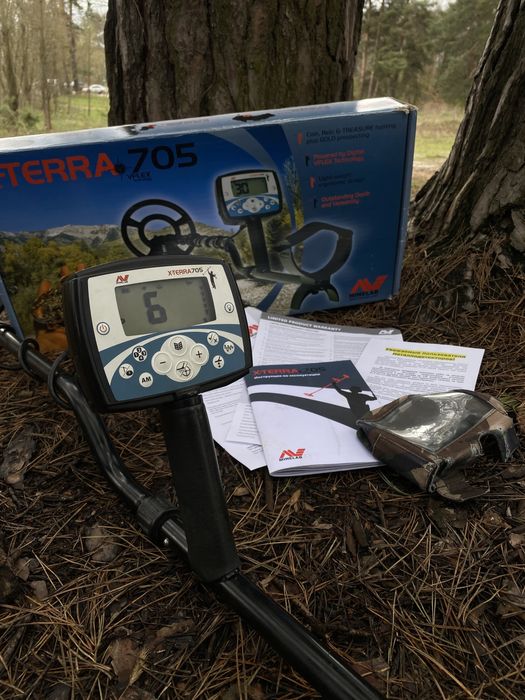 Металошукач Minelab x-terra 705