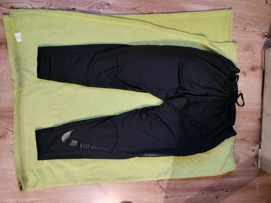 Leginsy męskie sportowe Nike