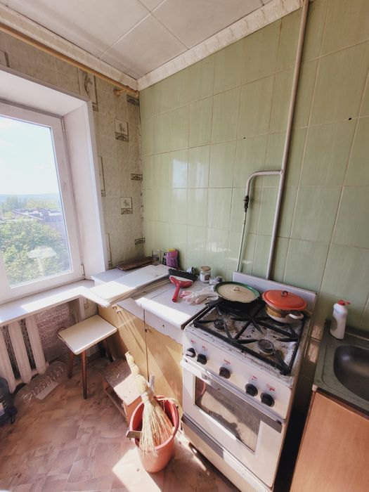3-х комн. квартира, Даманский, улучшенной планировки, не угловая, не проходная, всё рядом