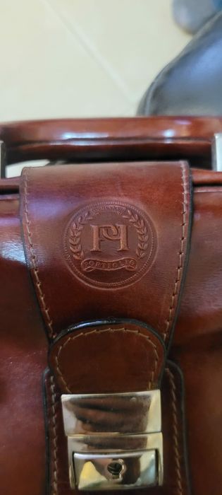 Mala excutivo em pele genuína artesanal com fechadura 17"