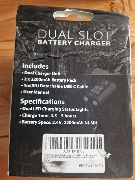 Ładowarka akumulator do Pada Xbox One
Bateria  2.4V, 2200mAh  Ni-zMH