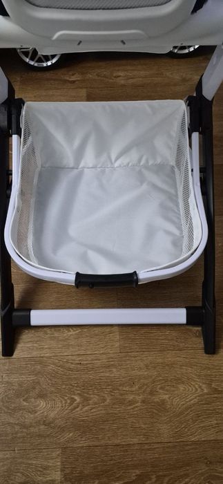 Стільчик для годування CARRELLO Apricus