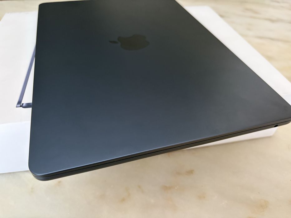 Apple MacBook Air 13 M4 16gb/256gb (17 ciclos de bateria)