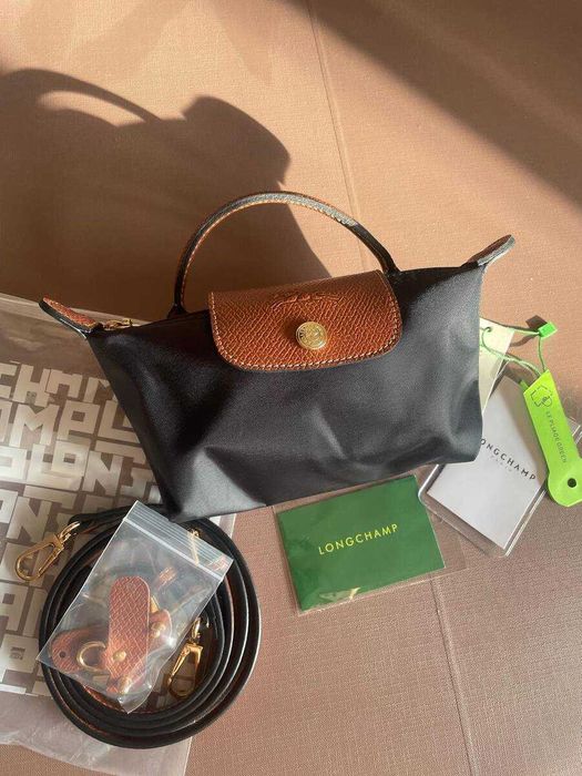 Mini Longchamp Preta