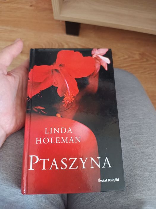 Ptaszyna Linda holeman