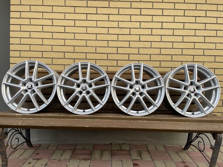 Диски Anzo R17 5.112 ET52 Шкода А5 А7 Гольф Джета Тоуран Сеат Кадік