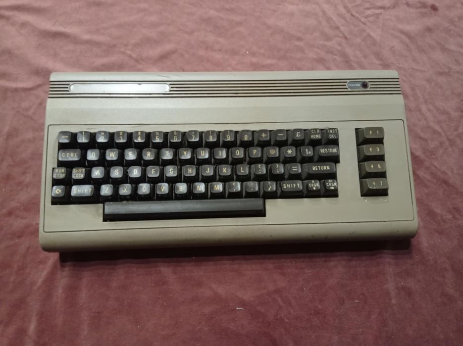 Commodore 64 made in England defekt
