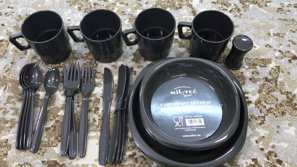 Набір Mil-Tec 14687000 у блістері тарілка кружка ніж вилка ложка