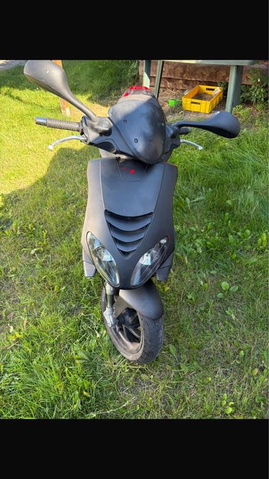 Piaggio skuter 2005 rok