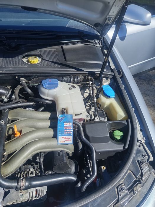 Автомобіль ауді а4