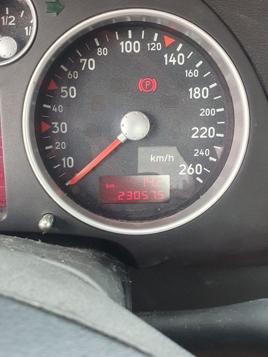 Audi TT 1.8t versão baseball - cabrio