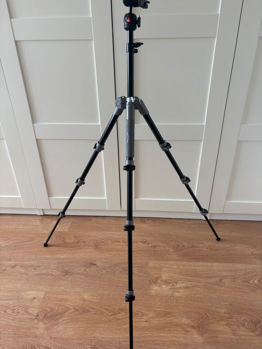 Statyw manfrotto