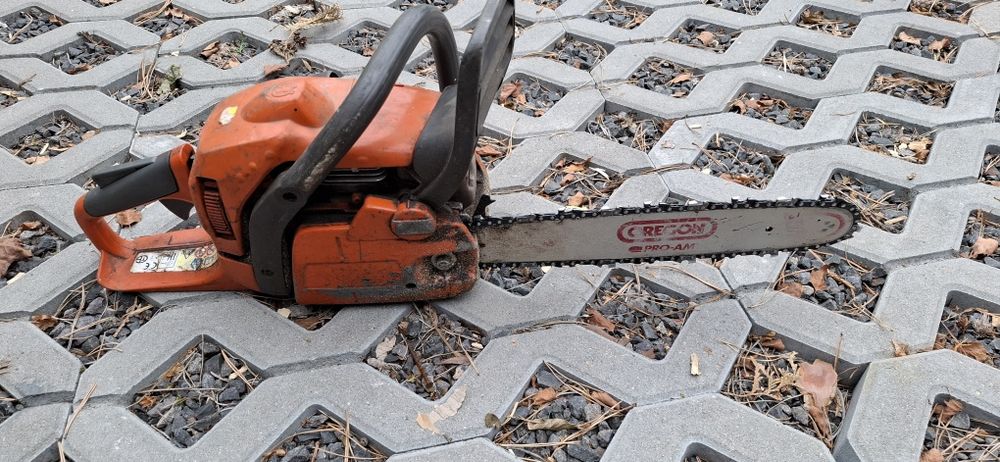 Piła pilarka spalinowa Husqvarna 135
