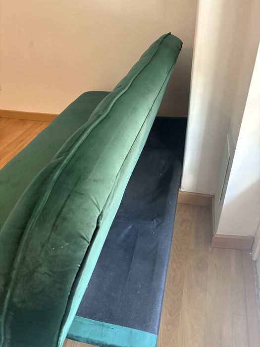 Sofá veludo verde