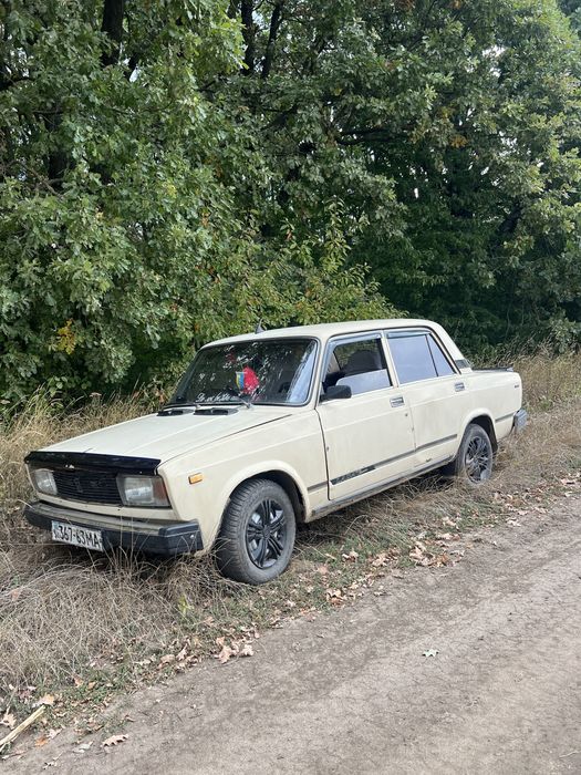 Продам ваз 2105
