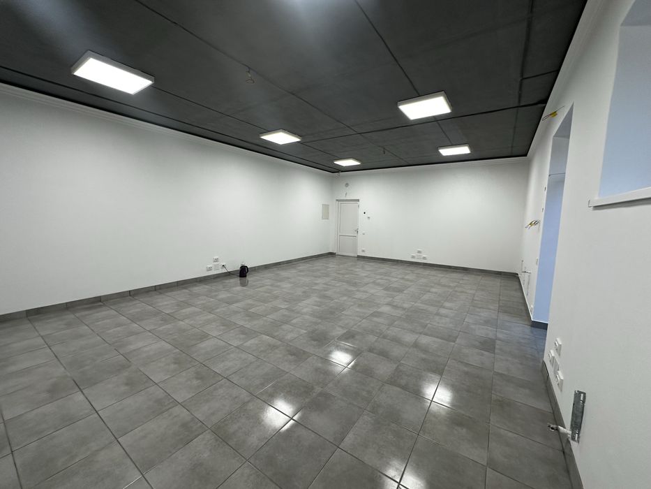 Здам в оренду приміщення 42 кв м