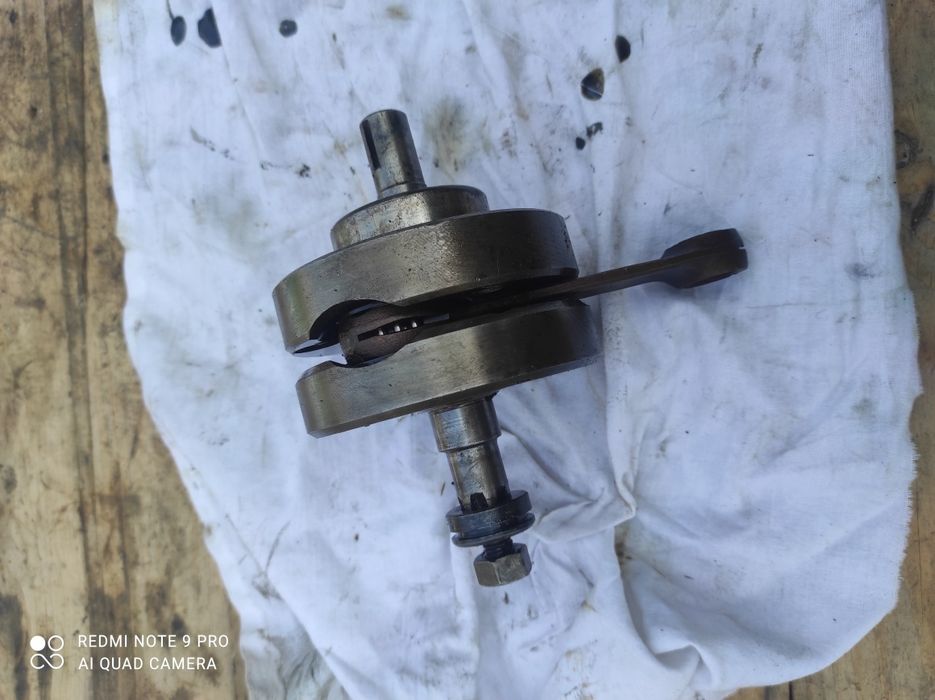 Oryginał ZMD wał korbowy WSK 175 059 bdb stan sprawny 5.79