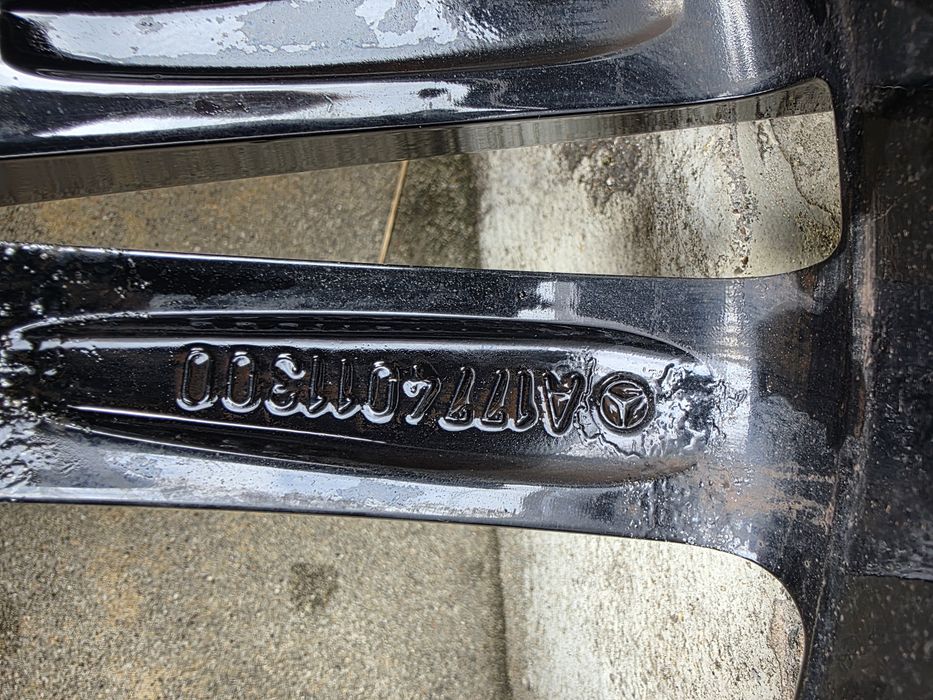 Felgi aluminiowe 18 Mercedes oryginalne + opony zimowe