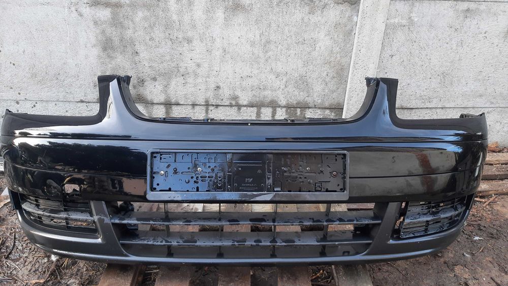 zderzak przód przedni VW Touran I czarny