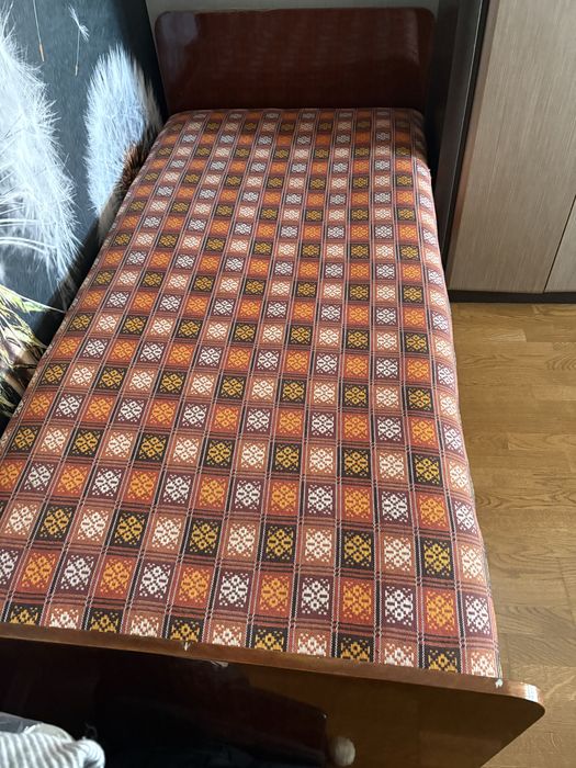 Продам ліжко на дачу чи в гараж