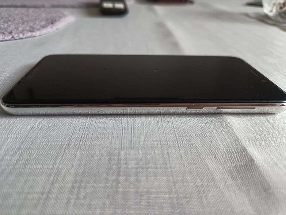 Motorola One, biały