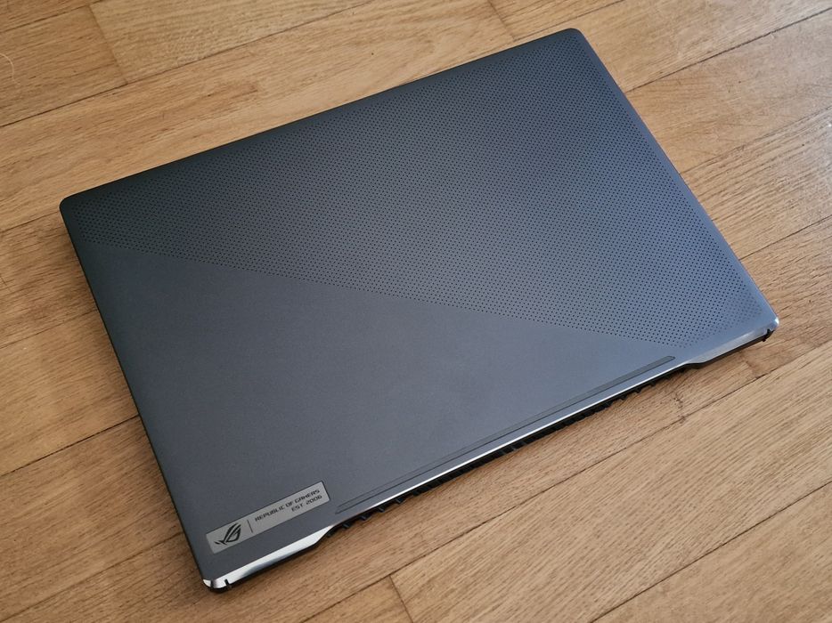 ASUS ROG Zephyrus G15 / RTX 3070 / Ryzen 7 / 16GB / 1.5TB