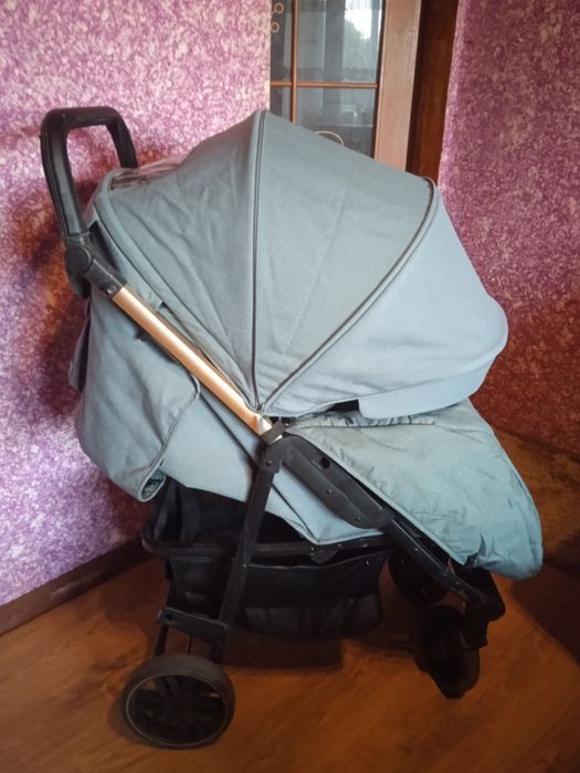 Продам дитячу коляску