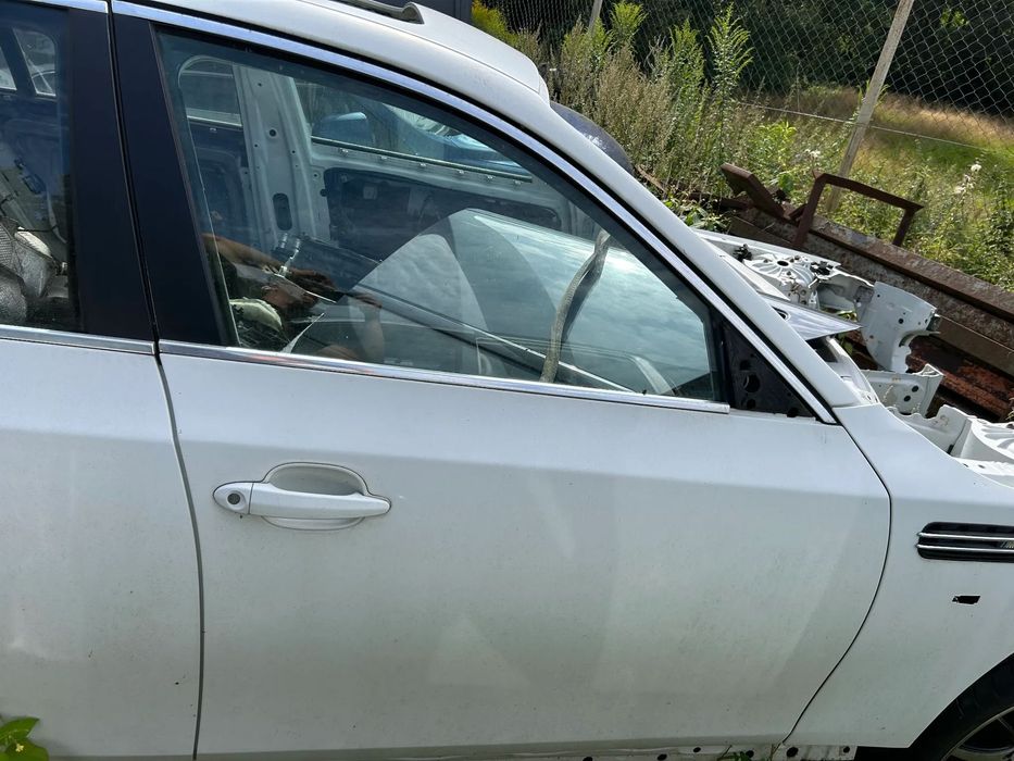 BMW 5 E60 DRZWI PRAWY LEWY PRZÓD