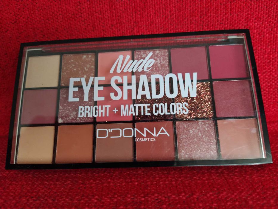 Sombra para os Olhos 18 cores Nude - selada