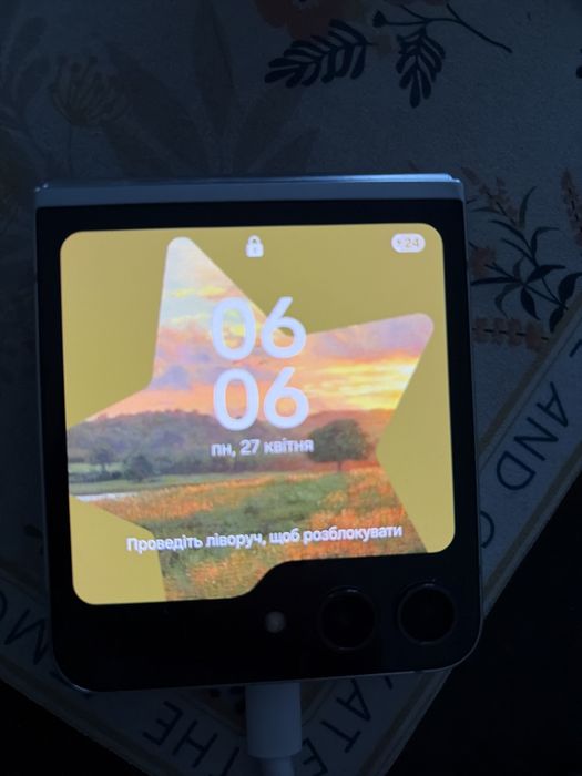 Samsung flip - z5