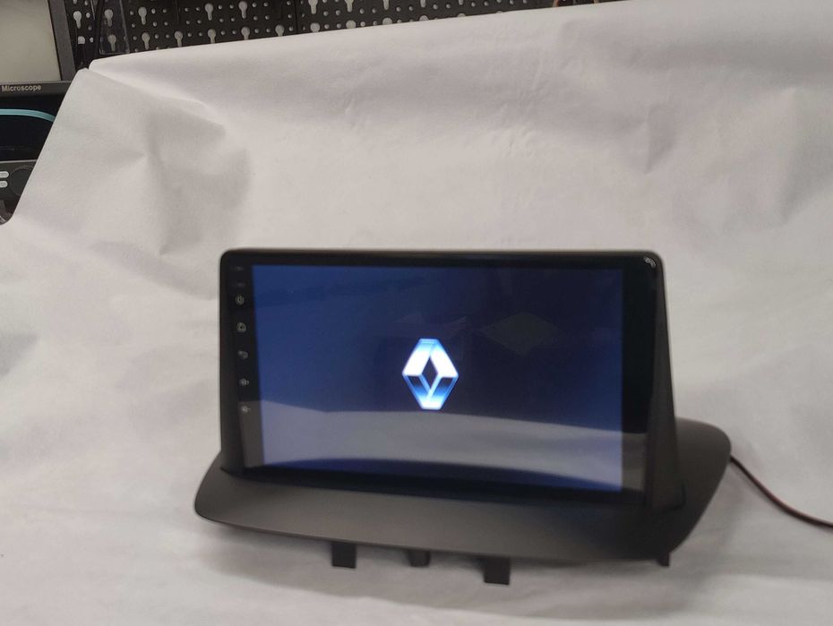 Rádio 2 DIN Android Renault Megane 3 • GPS - Wifi - Bluetooth + CÂMARA