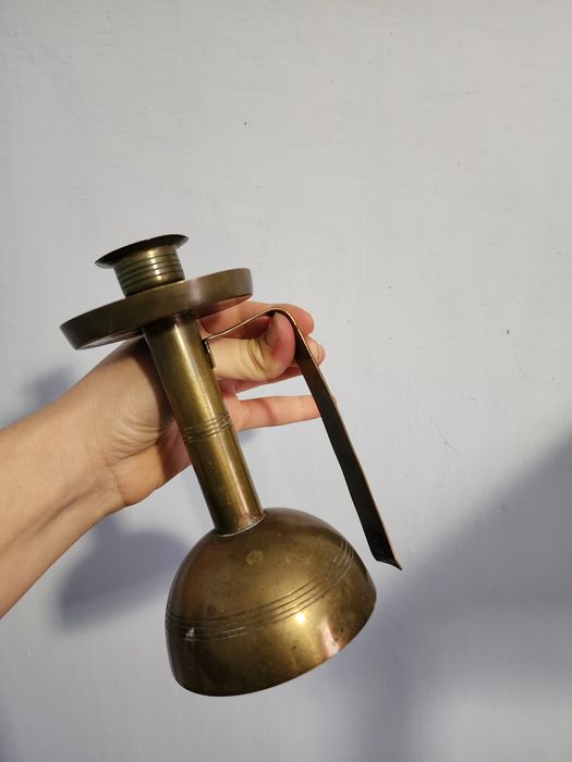 Свічник з ручкою