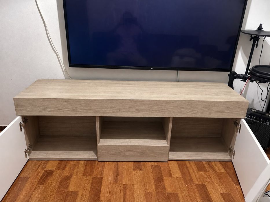 Móvel de tv em bom estado