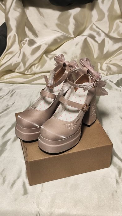 Туфлі Братц лоліта