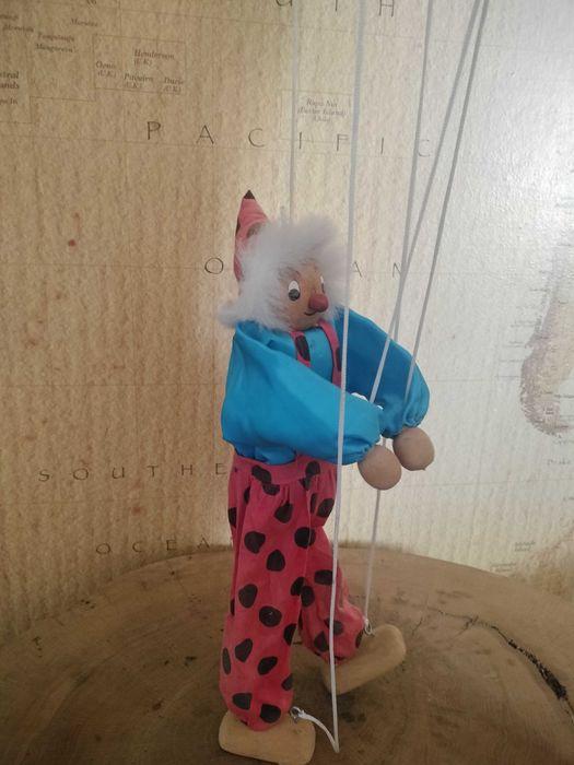 stara marionetka, nr 8.