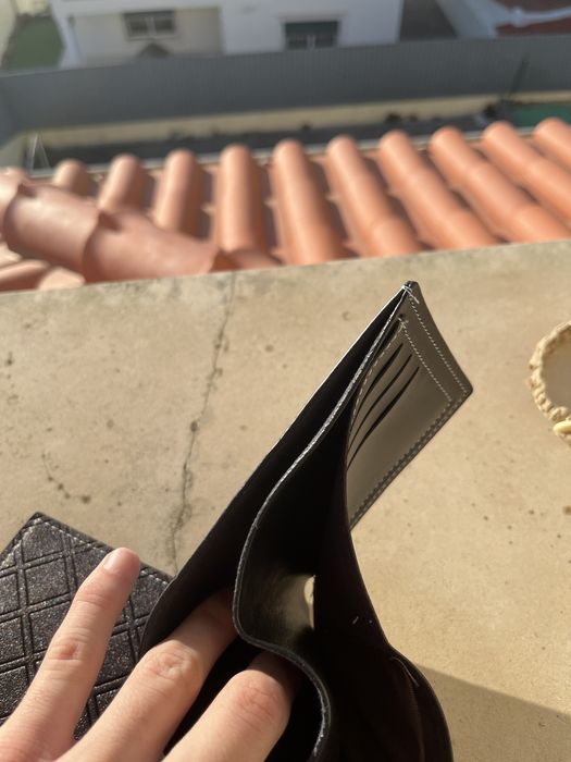 Pack 2 carteiras + 1 pulseira aço inoxidável + 2 pulseiras