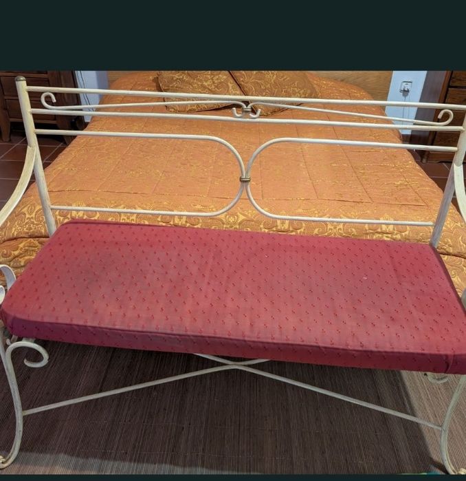 Cadeirão em ferro