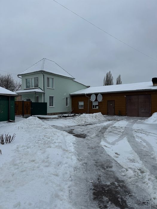 Продам  діюче СТО для фарбування авто, велика територія, приватизоване